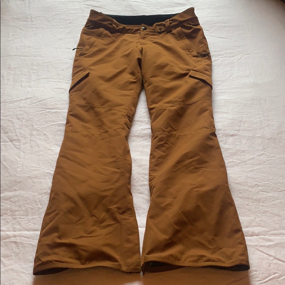 Women’s insulated snowboard pants